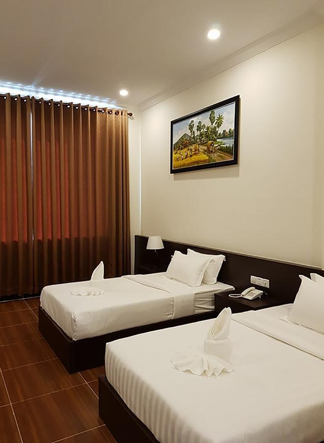 Apple Hotel Two - Near Phnom Penh Airport Exteriér fotografie