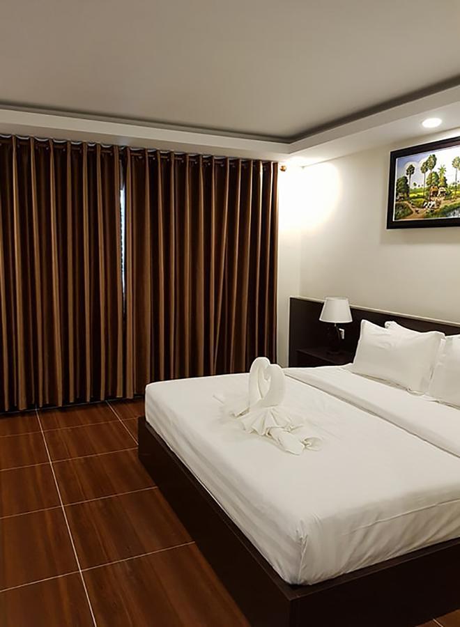 Apple Hotel Two - Near Phnom Penh Airport Exteriér fotografie