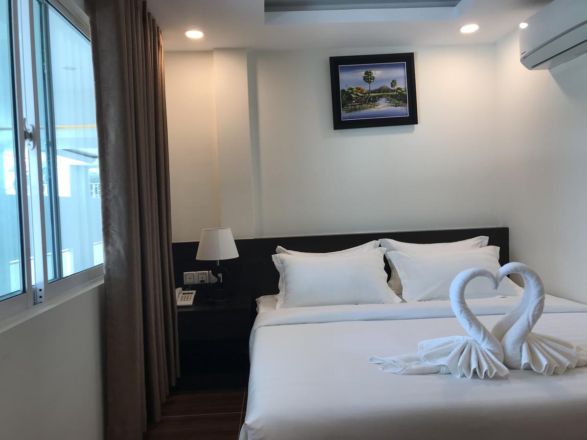 Apple Hotel Two - Near Phnom Penh Airport Exteriér fotografie